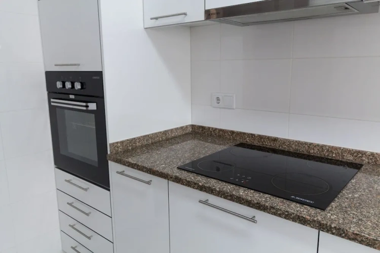 4 Bedrooms Standard Apartment with balcony