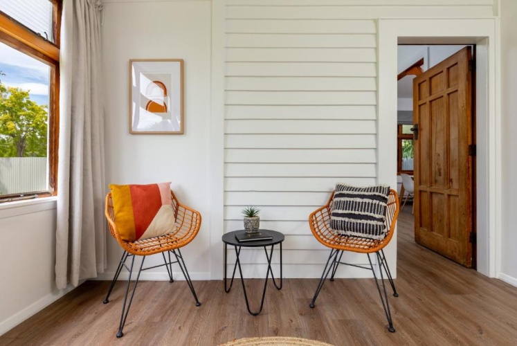 2 Bedrooms Cottage