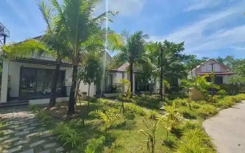 Fla Village