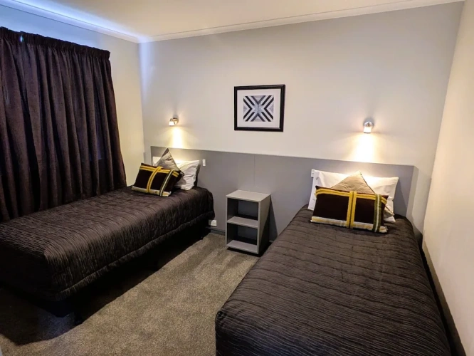2 Bedrooms Standard Family room