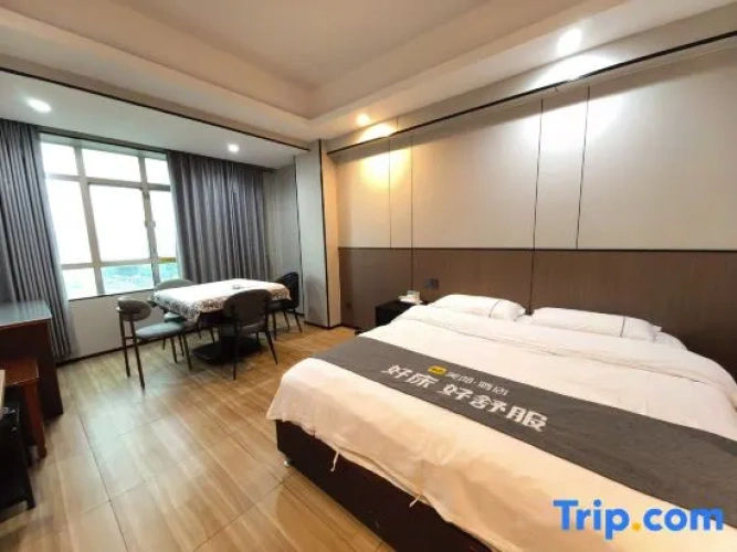 Bed in Dorm