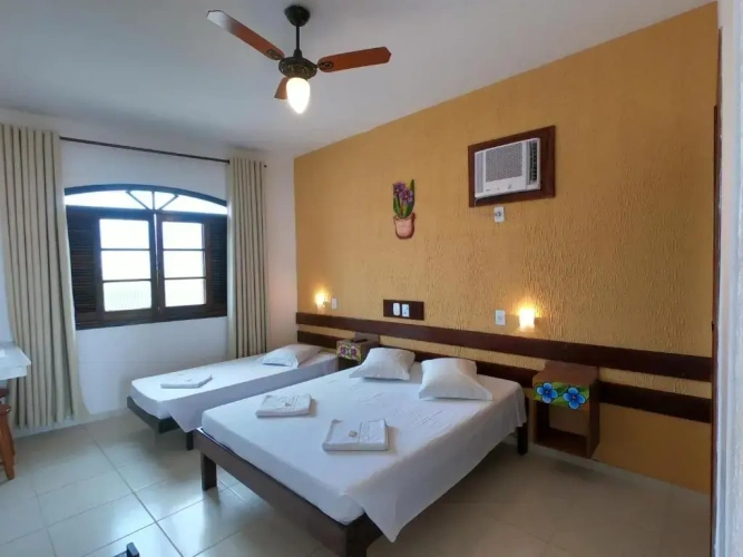 Standard Triple room