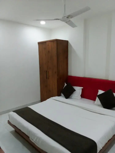 Hotel Suraj