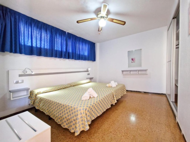 Standard Twin room with balcony
