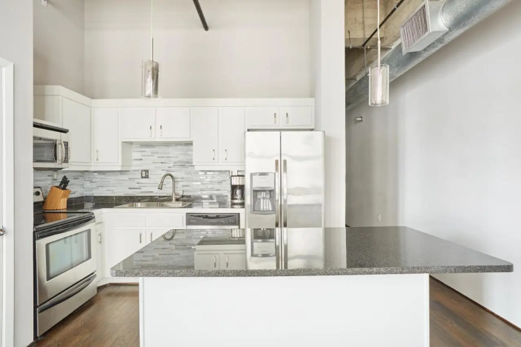 Reside Houston Downtown, a Wyndham Residence photo 22