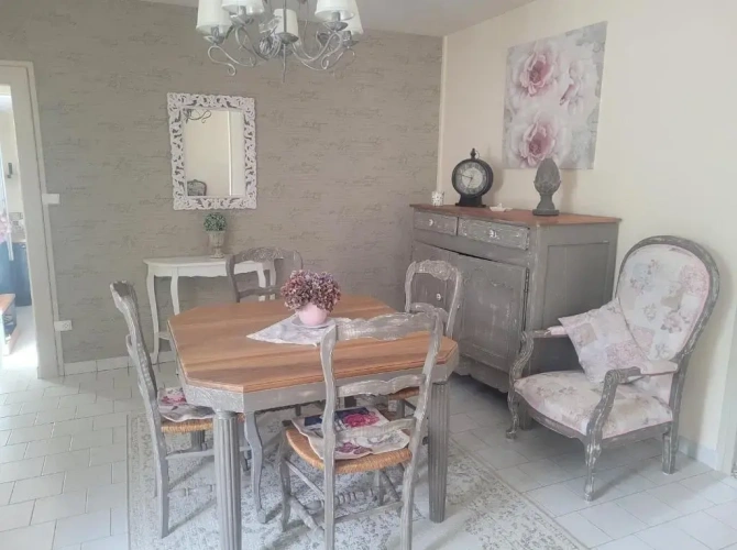 2 Bedrooms Cottage