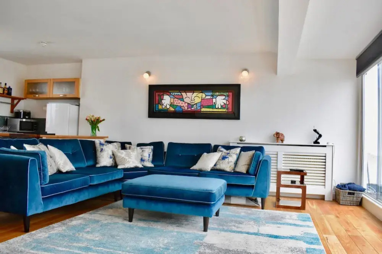 Three Bedroom Penthouse in Brighton