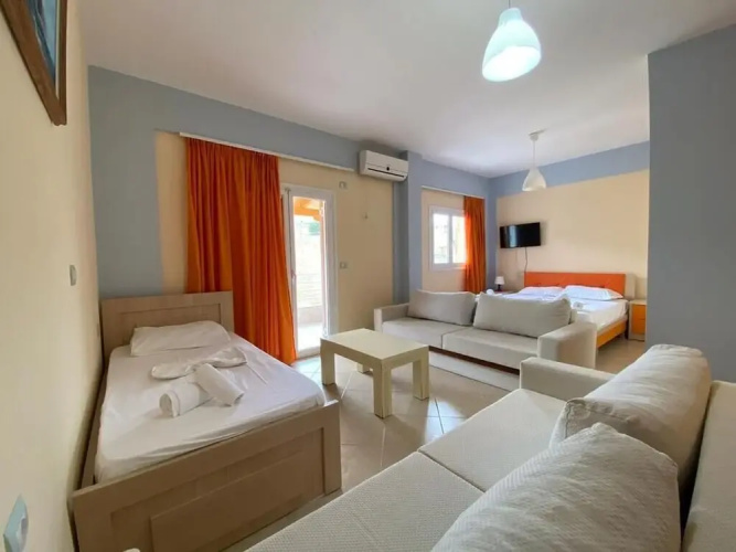 Karos Hotel Llaman
