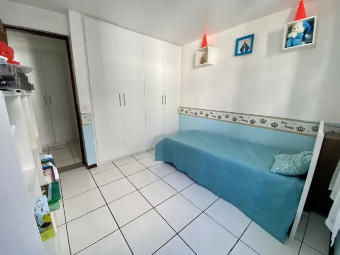 3 quartos a 2 quadras da Praia