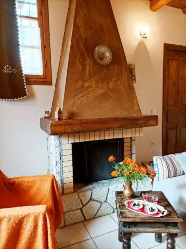 Diminio 2 Apartment at Livadi Arachova