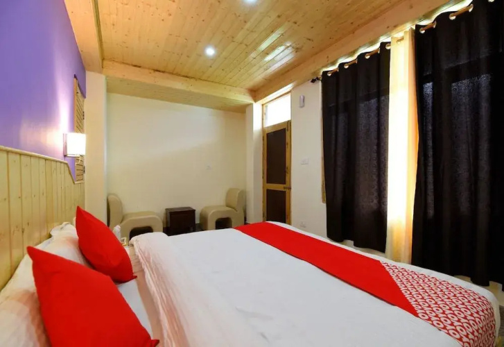 OYO 14393 Hotel Akash Hills