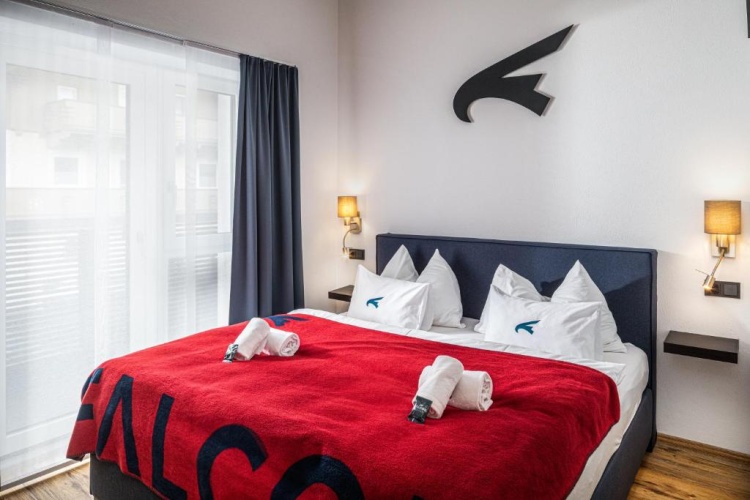 2 Bedrooms Apartment