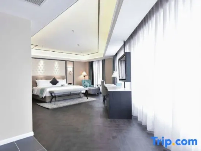 Deluxe Double Suite