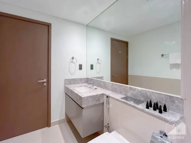 Luxurious 1B With Breathtaking Views Downtown