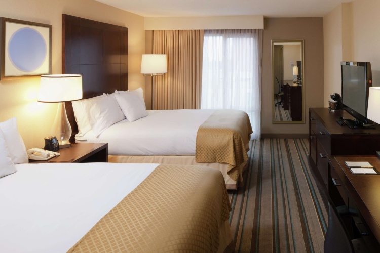 DoubleTree by Hilton Chicago North Shore Conference Center photo 8