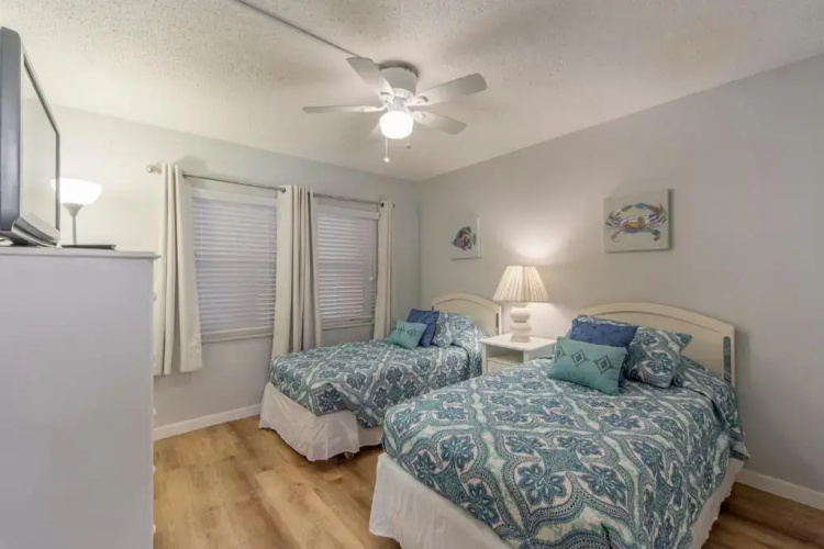 503 Madeira Norte Condo