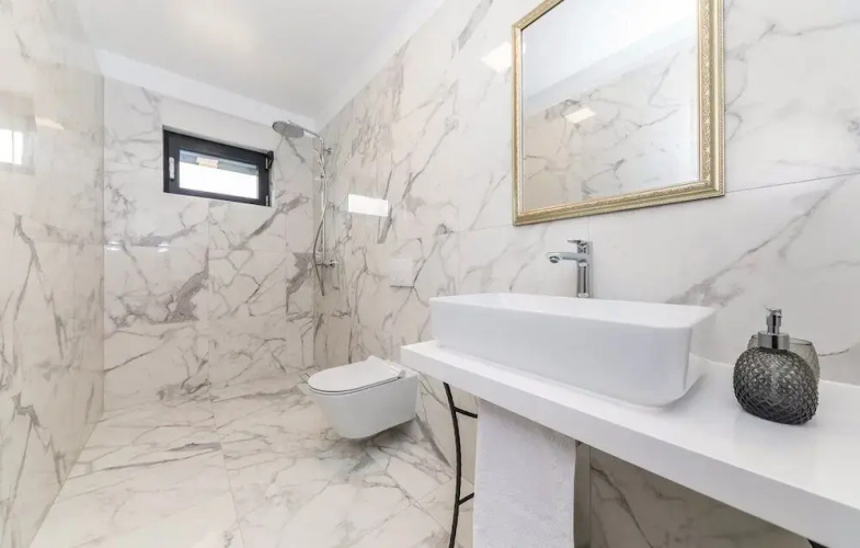 Beachfront Villa Baronessa with Pool