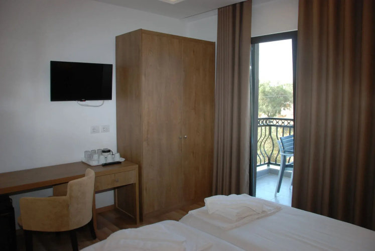 Bianco Hotel