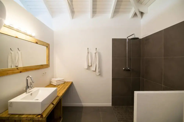 Villa Jwi Lavi Boutique Hotel