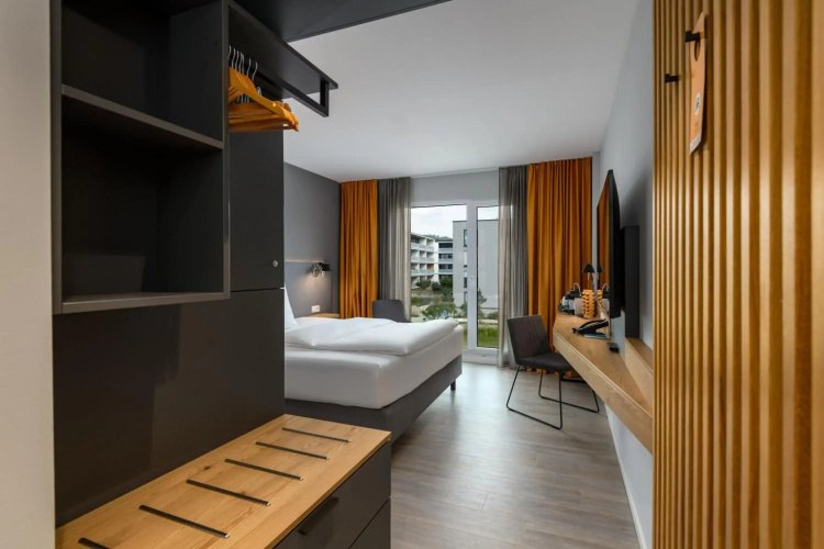 Piazza Hotel und Restaurant