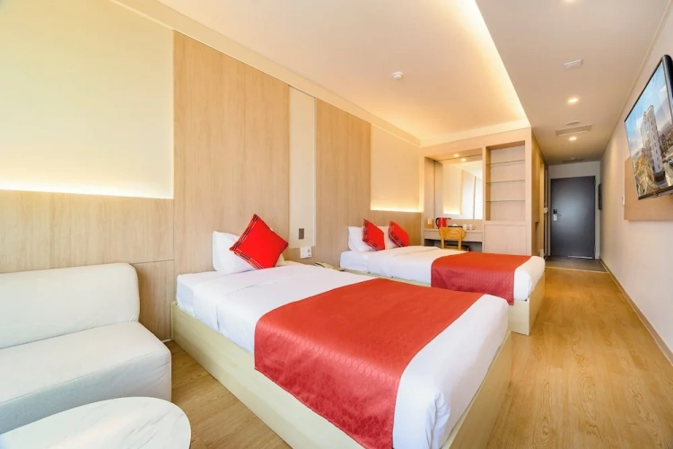 1 Bedroom Standard Twin Family room with city view