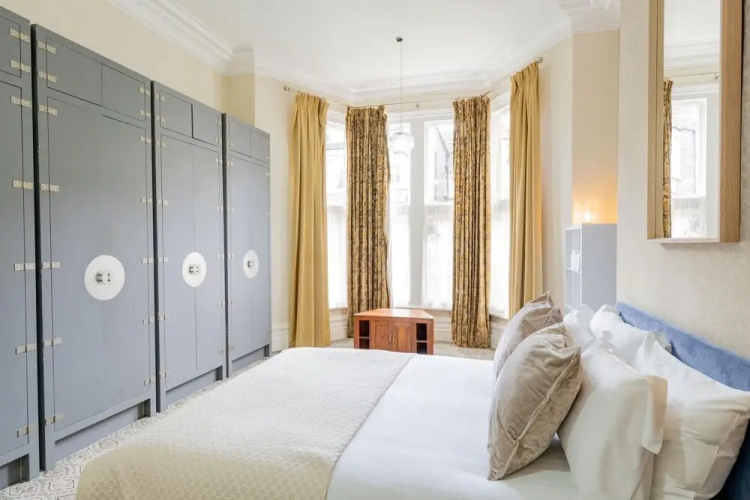 Your Apartment Mortimer Road