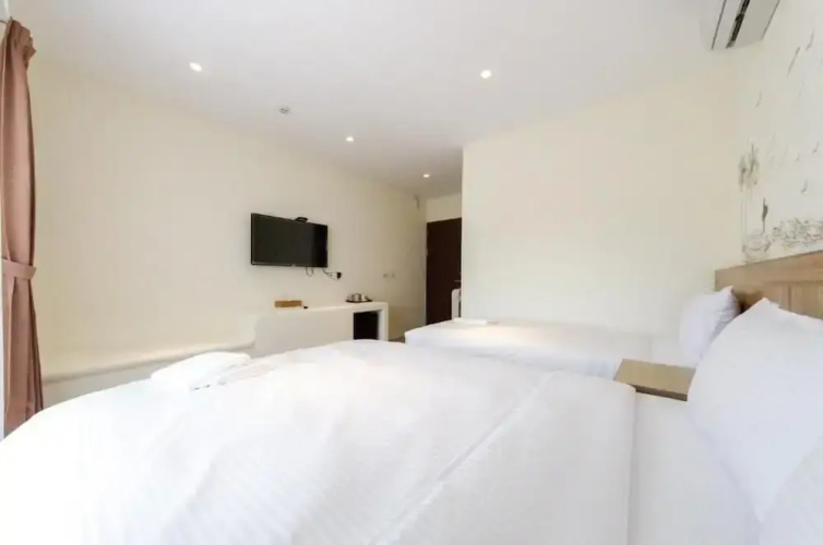 No. 18 Inn