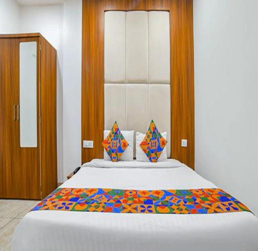 Hotel Right Choice