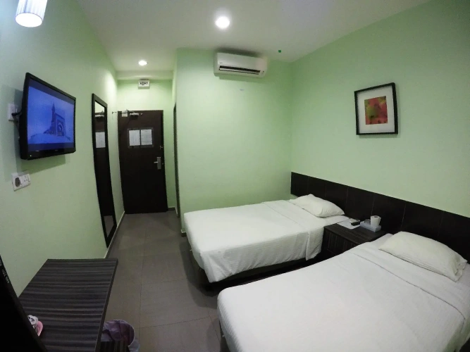 Standard Double room with street view