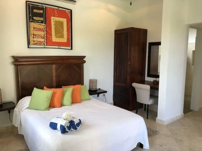 4 Bedrooms Cottage
