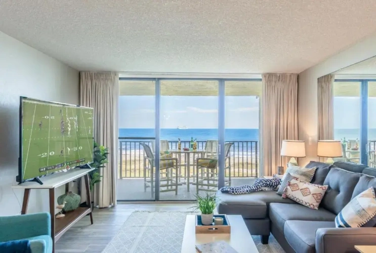 2 Bedrooms Deluxe Apartment oceanfront