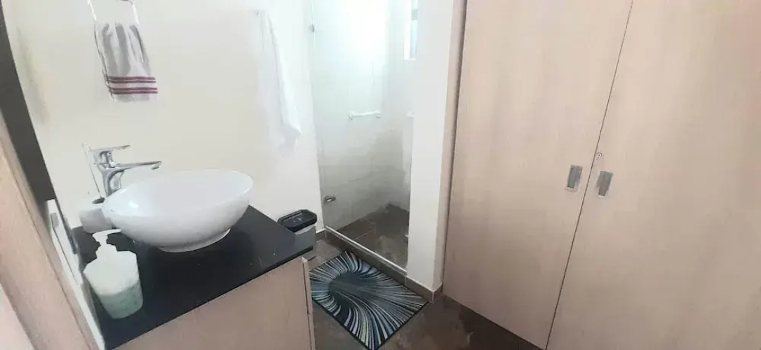 Comfortable  apartment Great location