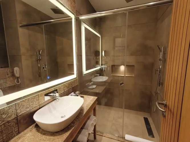 Luxury Double Suite