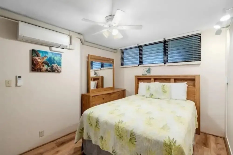 Kihei Surfside, #608 1 Bedroom Condo by RedAwning