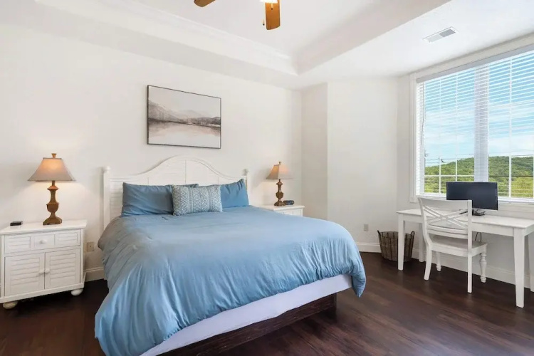 Stone Cliff Relaxation w/ Resort Amenities!