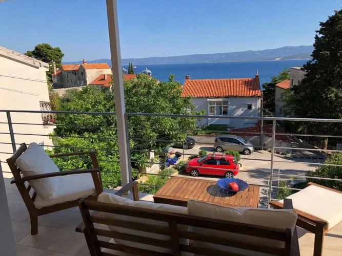 2 Bedrooms Apartment with balcony and with sea view