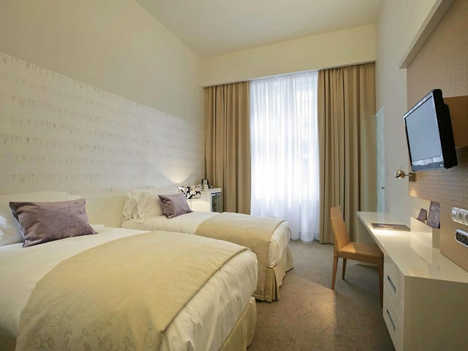 Classic Twin room