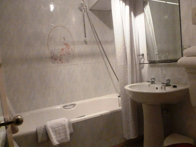 Moulin Hotel
