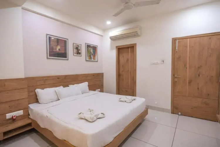Hotel Mayuri