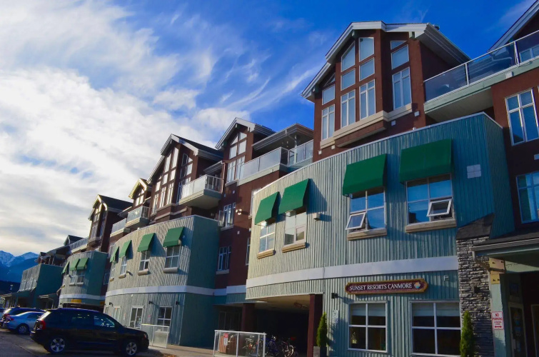 Sunset Resorts Canmore and Spa