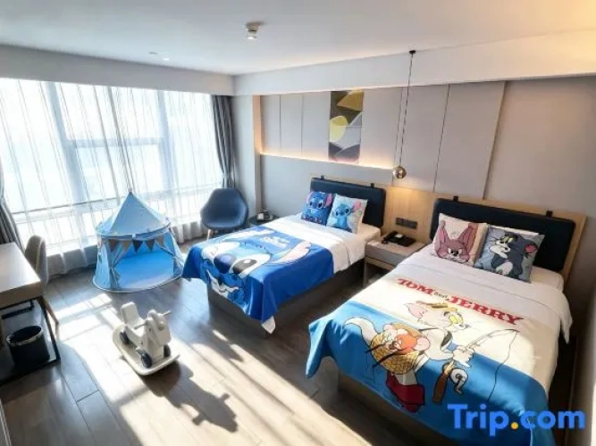 Standard Twin Family room