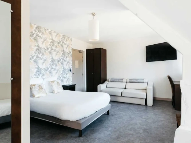 Standard Triple room with bay view