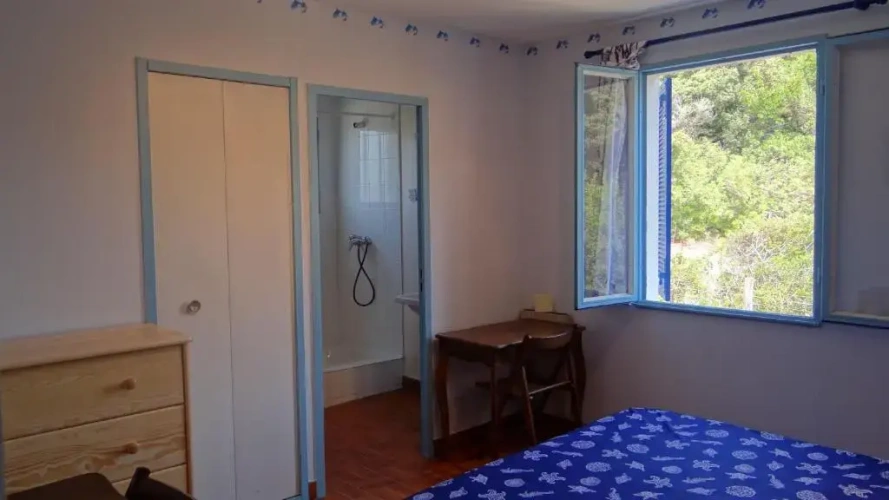 2 Bedrooms Double Apartment