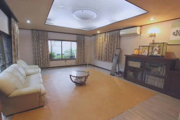 Its i Osaka House