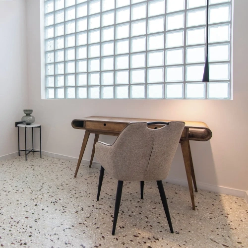 1 Bedroom Apartment with balcony