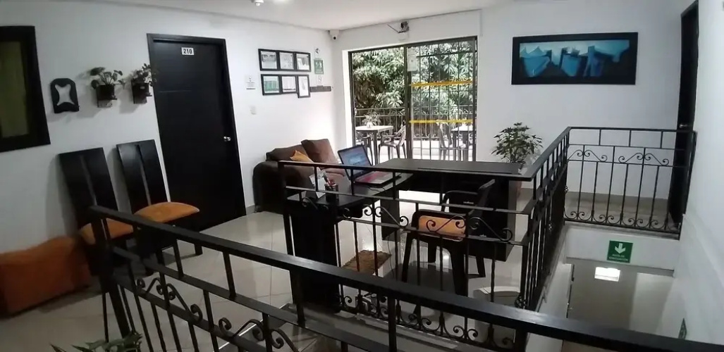 Laureles Home