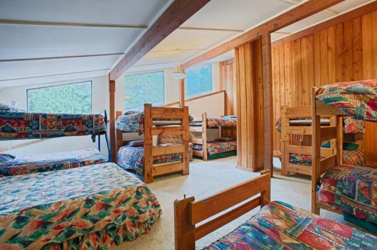 Harbor Creek Lodge