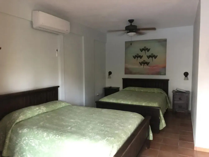Las Palmas Inn