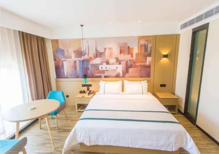Standard Double room with view