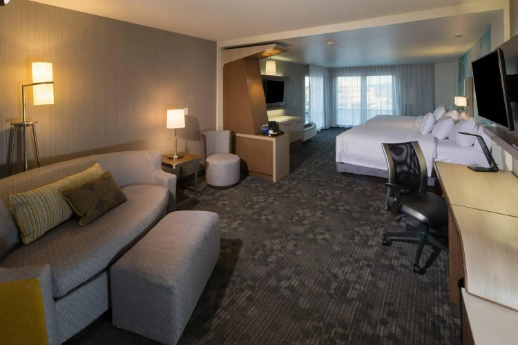 Double Suite